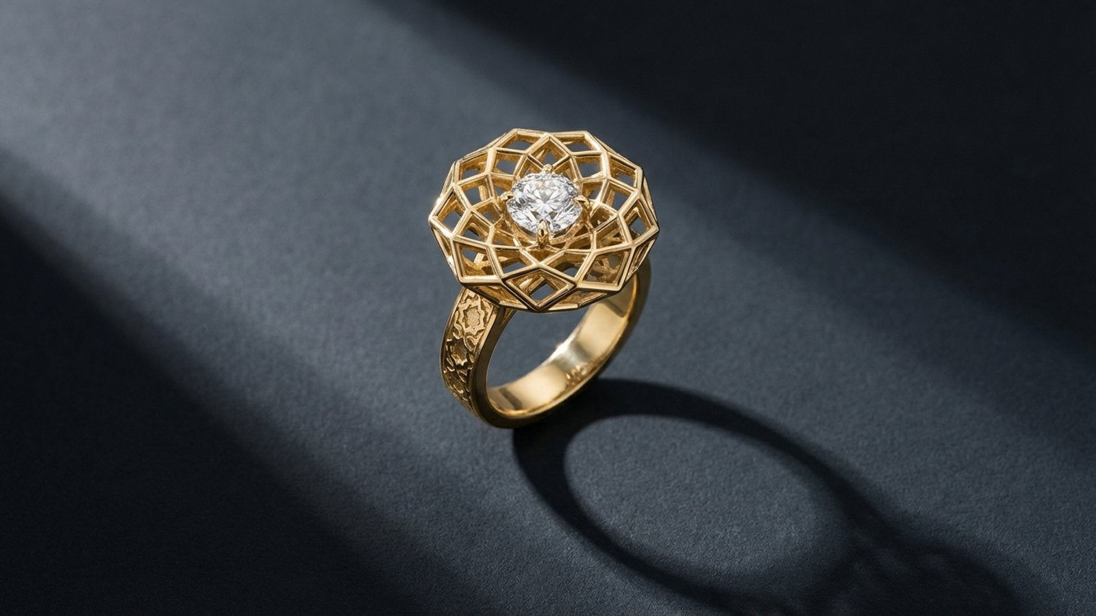 Sculptural engagement ring with Persian muqarnas lattice halo in 18ct yellow gold